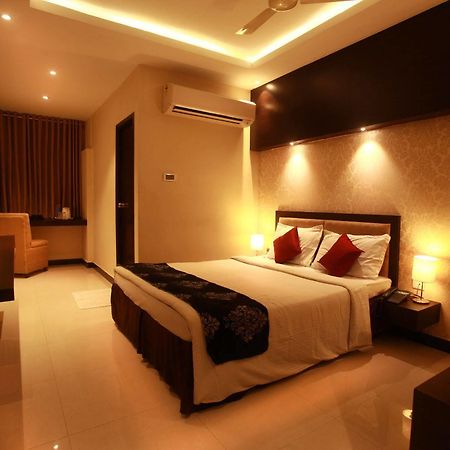 Hotel Mars Classic Ченнаї Екстер'єр фото